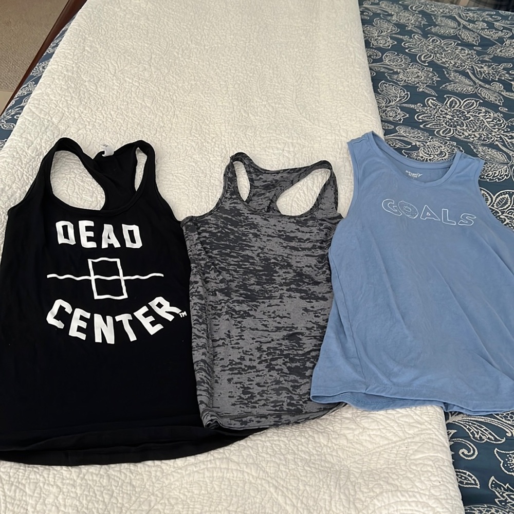 3 tank Tops Size Small
